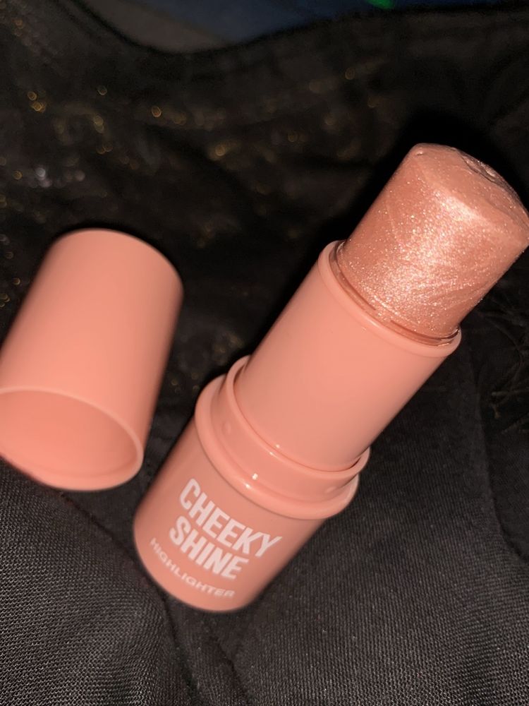 Zudio Cheeky Shine Highlighter Rose Gold