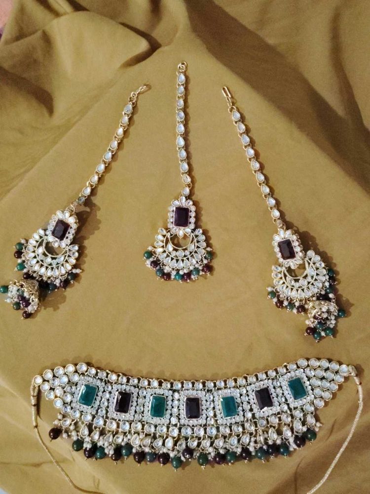 Beautiful Party Wear Neckless Set