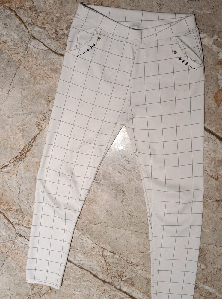 White Check Skinny Pants