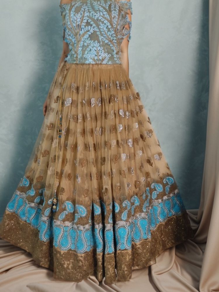 Lehenga/blouse piece and dupatta