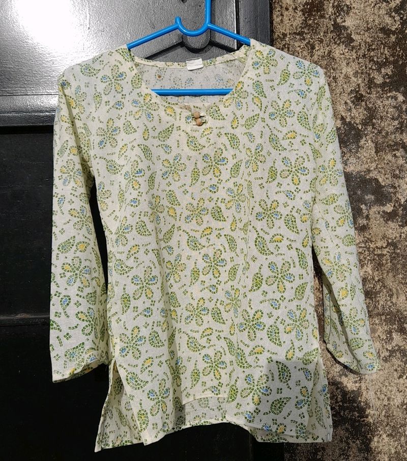 Short Kurti