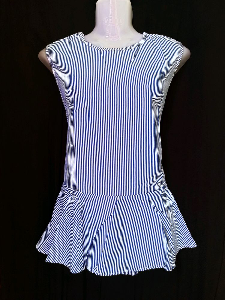 ( NEW UNUSED ) PEPLUM TOP