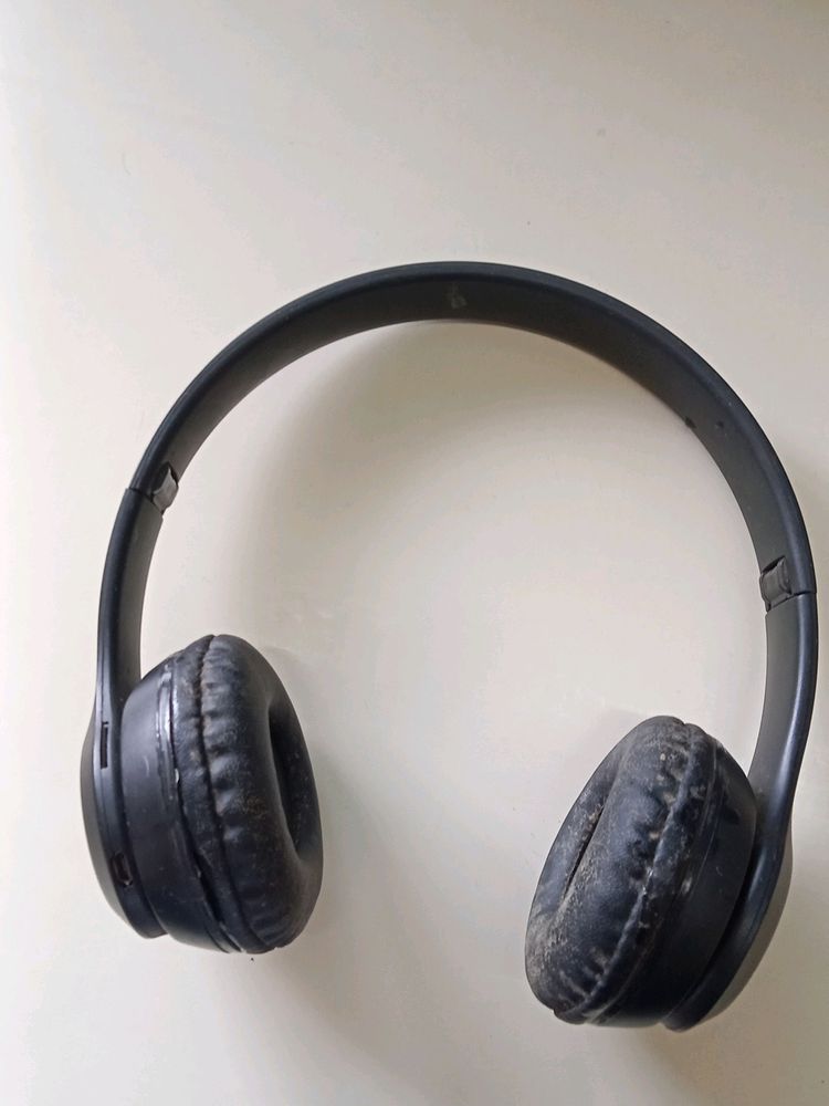 I Am Selling Headphones because Already have one