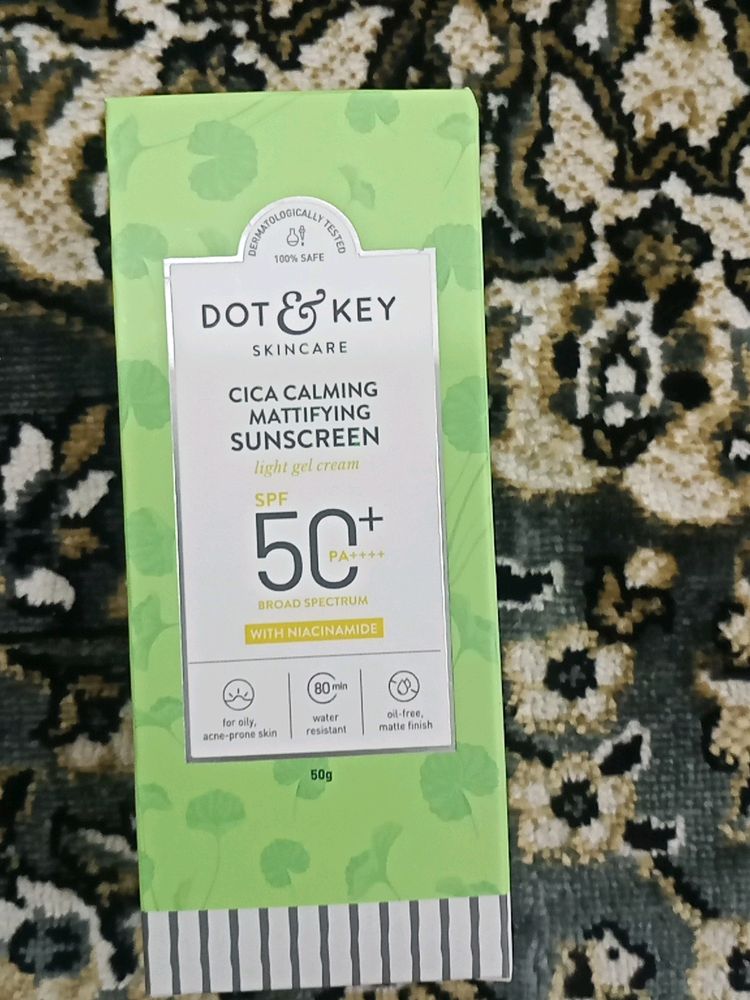 Cica Calming Mattifying Sunscreen