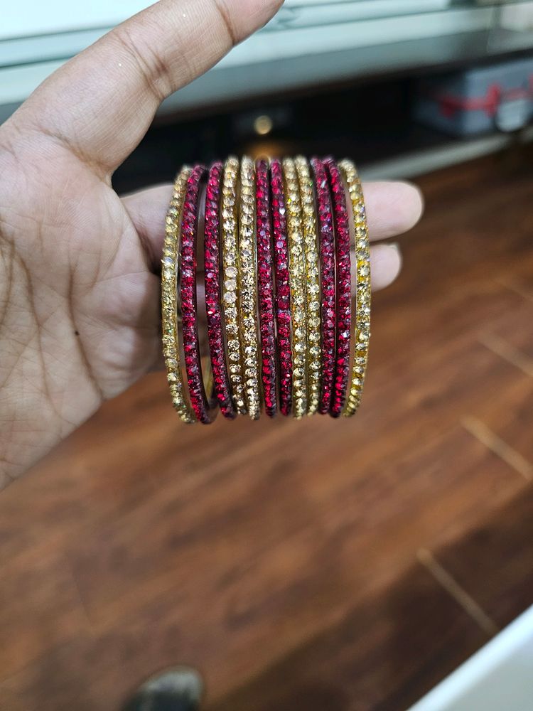 Maroon And Gold Glass Bangles Set