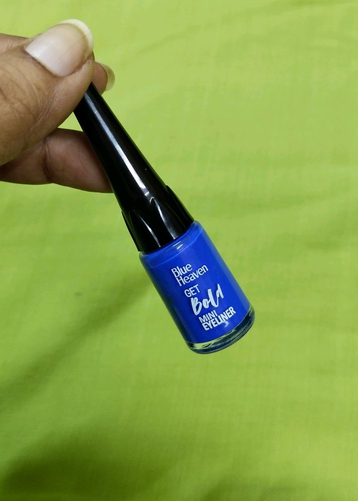 Blue Heaven Bold Eyeliner