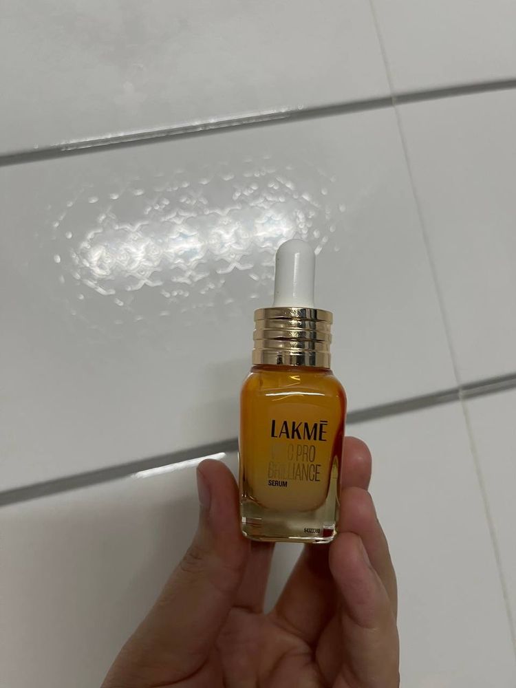 LAKME Vit C Brillance Serum 10% Complex 15Ml