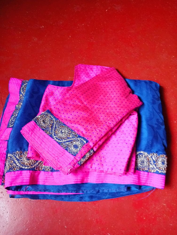 Saree With Blouse