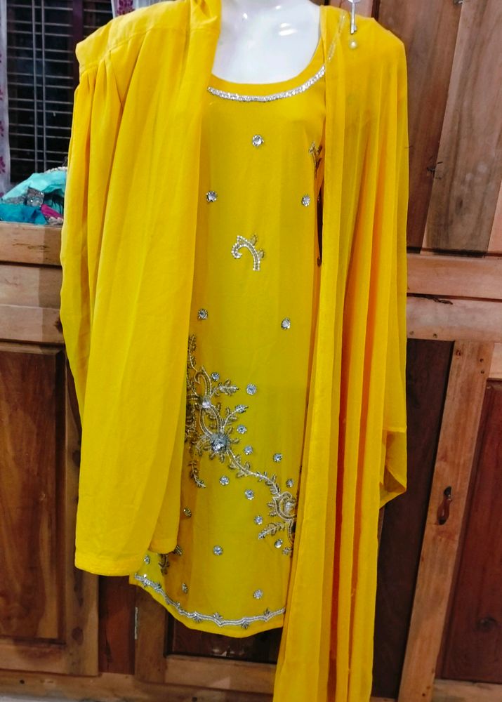 Kurta Set 💛