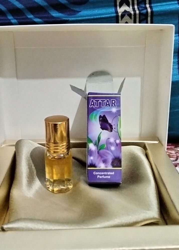 Combo Attar Pack 4 Pic Bottle With Premium Sandal