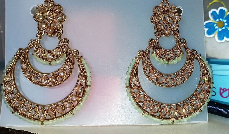 Chand Baliyan Earings