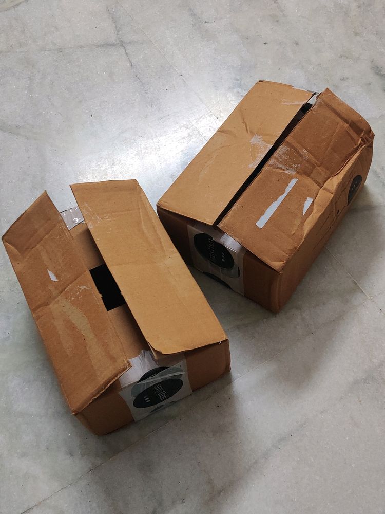 2 Packaging Boxes