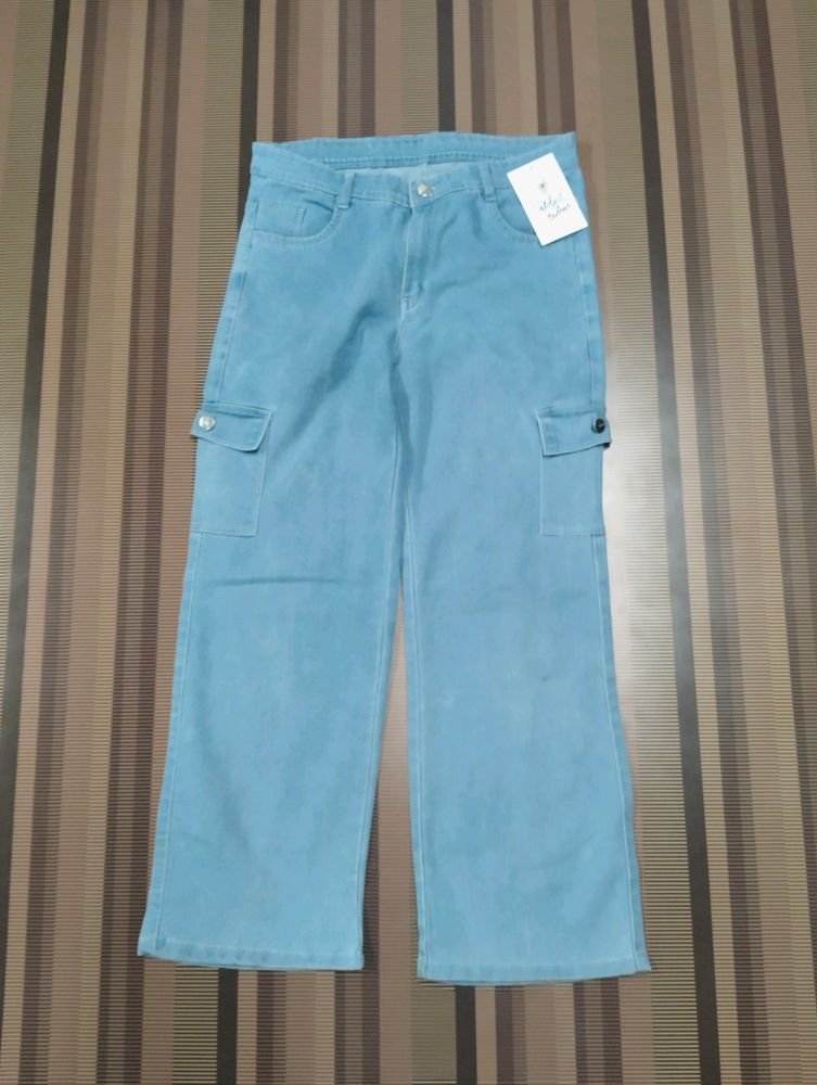 V-77 Size-32 Cargo Straight Women Denim Jeans