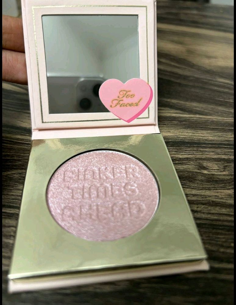 Too Faced Highlighter Blush