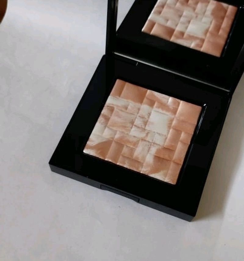 Bobbi Brown Highlighter