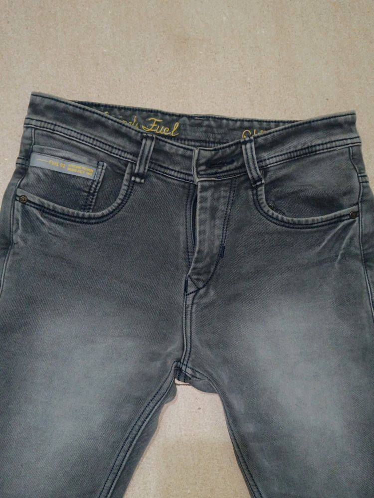 Ankled Small Size Grey Colour Stylish Jeans Pent