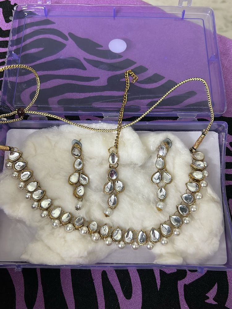 Kundan Pearl Jewellery Set