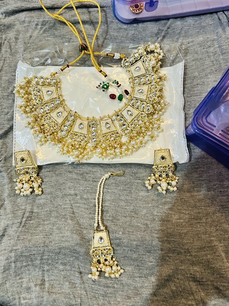 Heavy Necklace With Earrings And Maangtikka