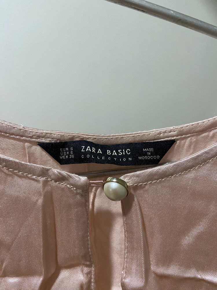 Zara Peach Satin Crop Top With Flare Sleeves