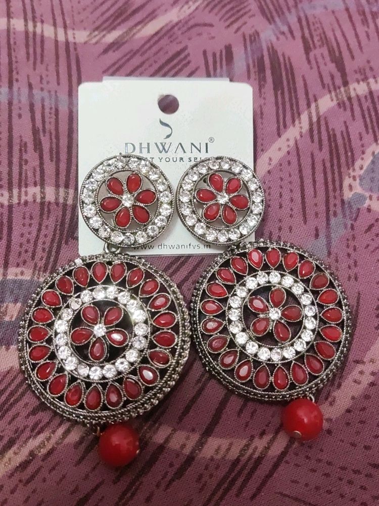 I M Selling Earings