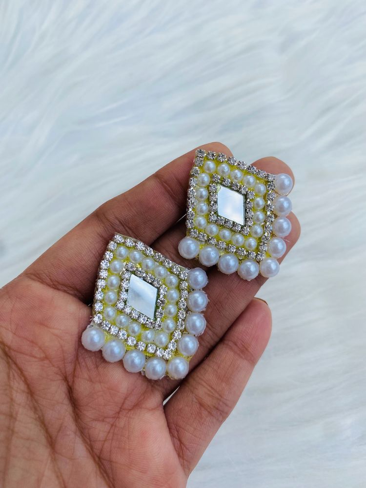 Handmade earrings(New,Not Used)