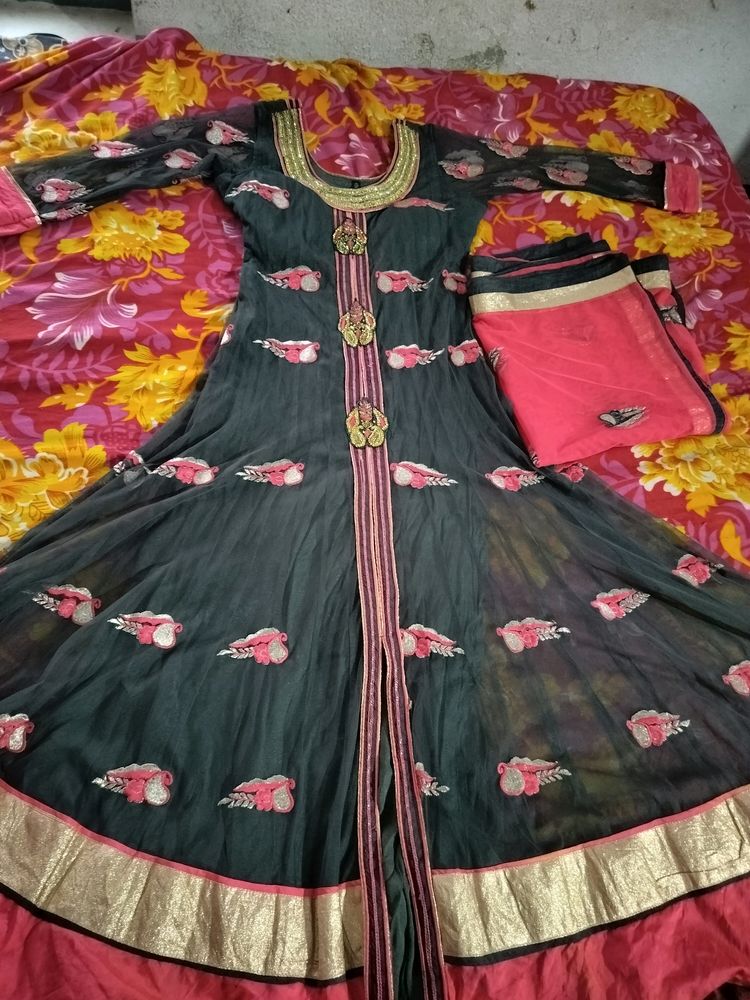 Kurta Set With Dupatta