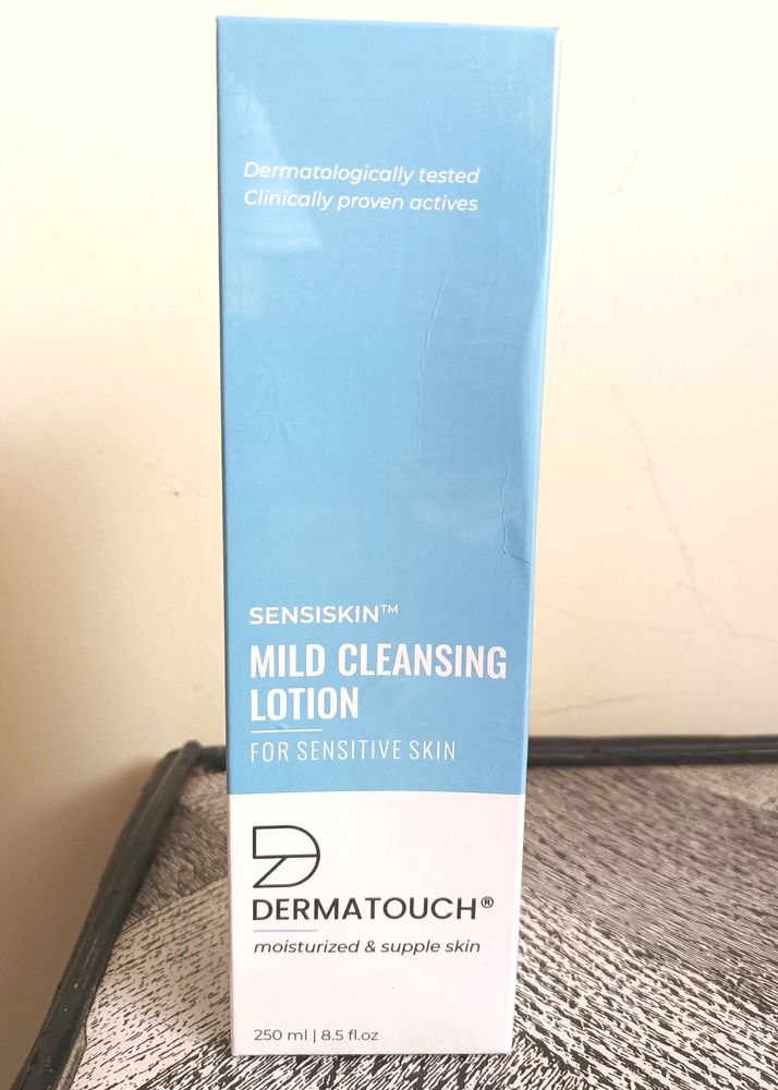 Dermatouch Mild Cleansing Lotion For SensitiveSkin