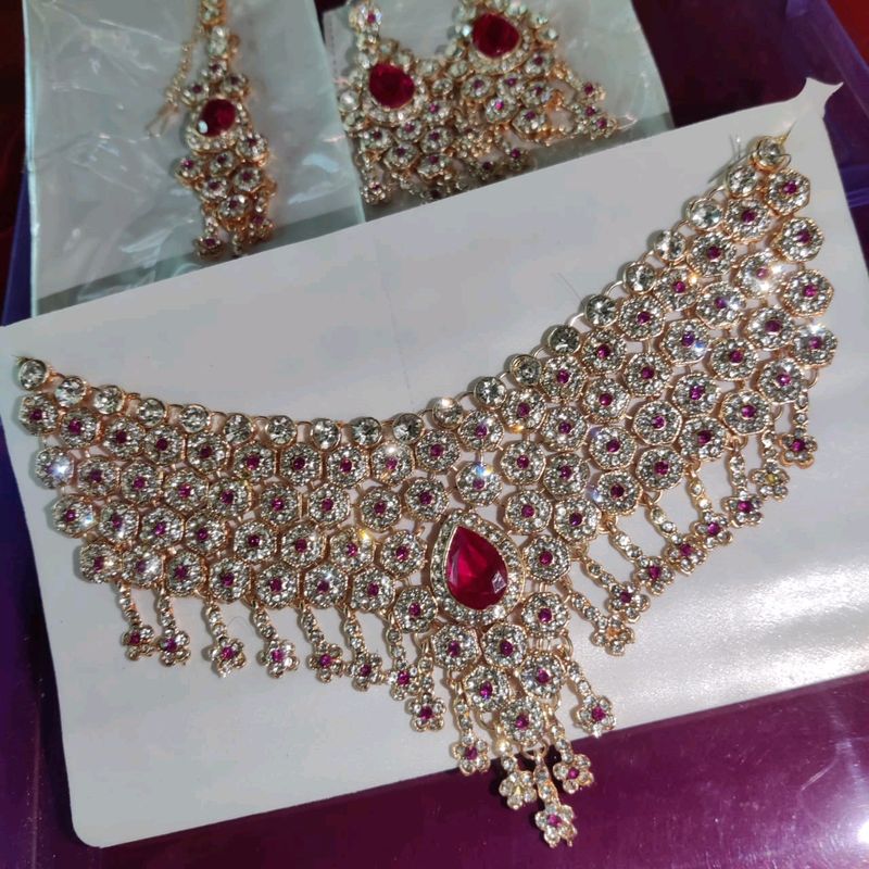 Beautiful Golden Necklace Set  Pink & White Diamond