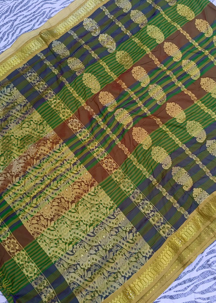 beautiful pattu saree