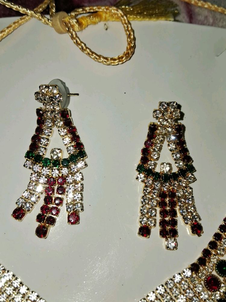 Jewellery Set With Earrings