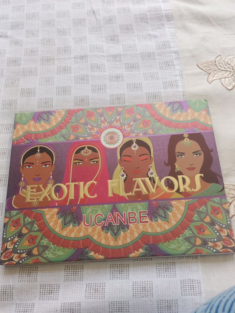 Ucanbe Eyeshadow Palette