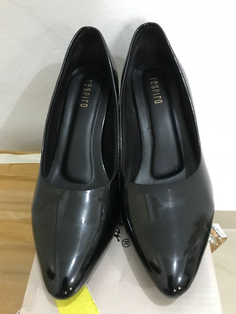 Formal Black Heel