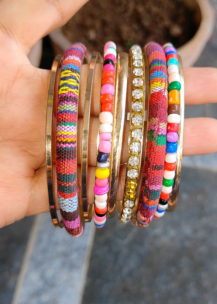 Set Of 9 Multicolored Bangles