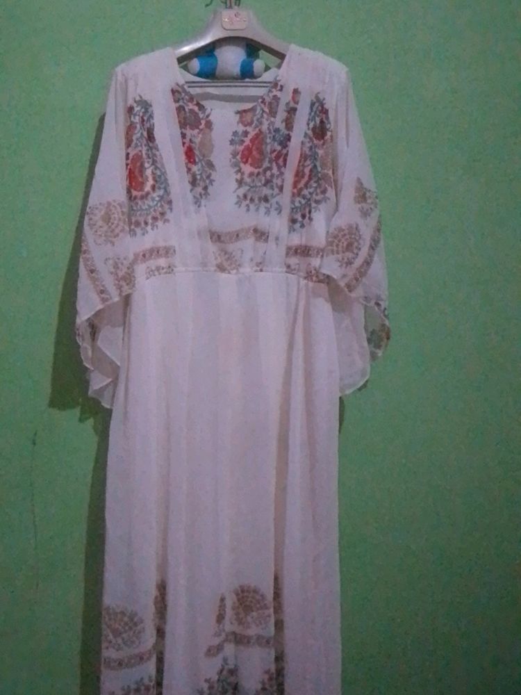 White Print Embroidery Dress