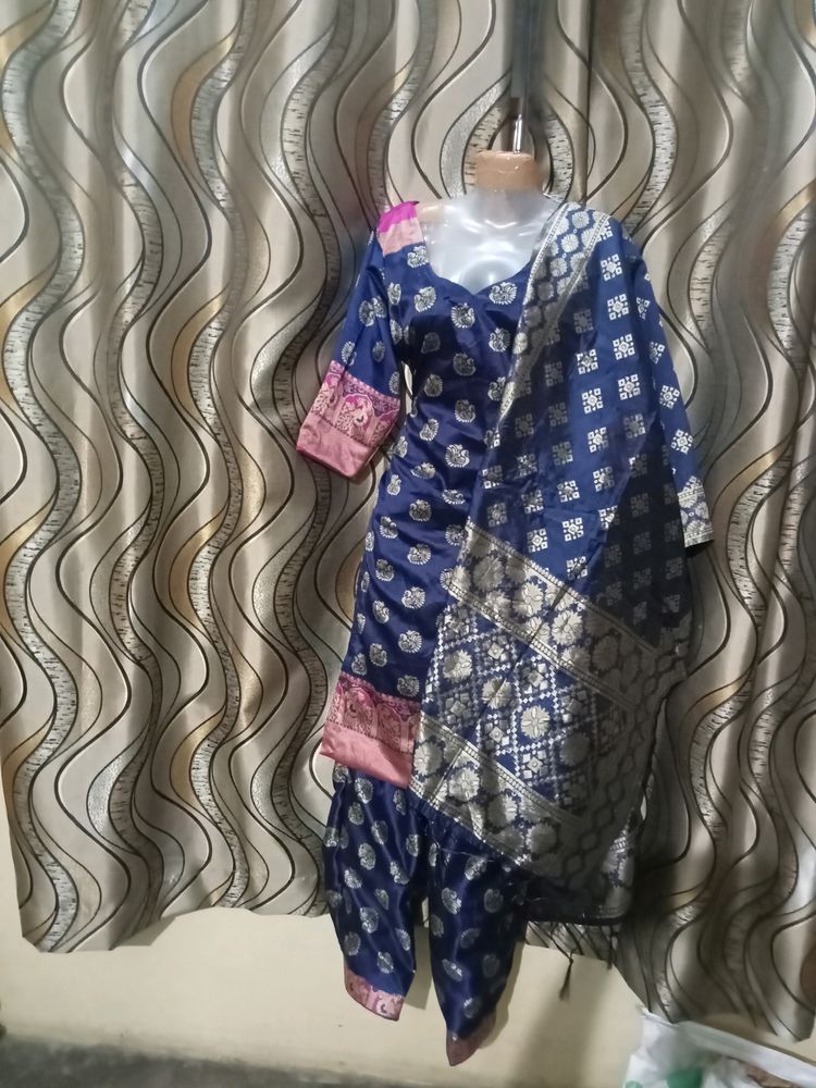 Banarsi Silk Suit