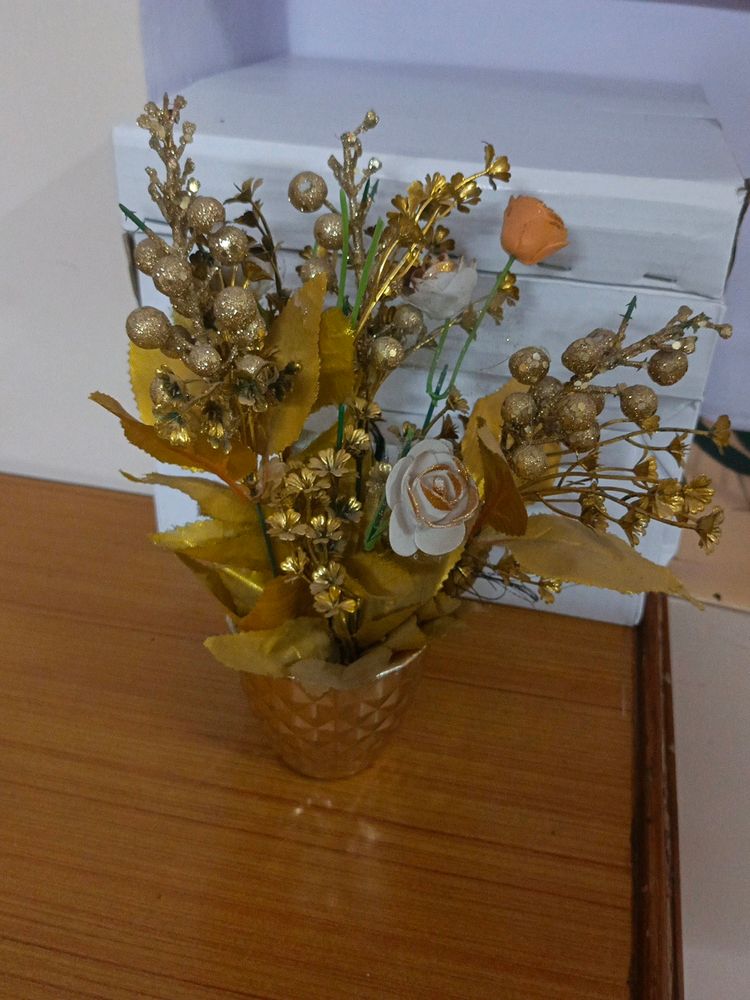 Golden Flower Decorative Pot