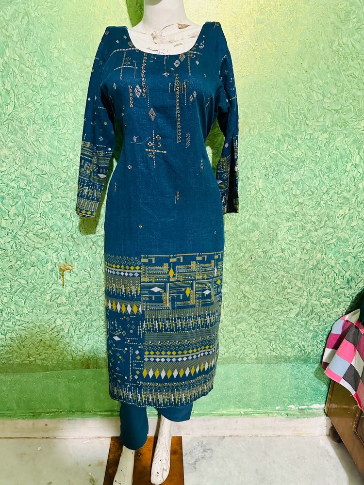 2 Pece Blue Color Suit Set