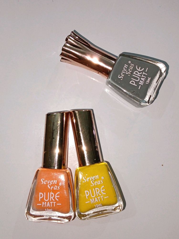 Pack Of 2 Nailpaint + 1 Free