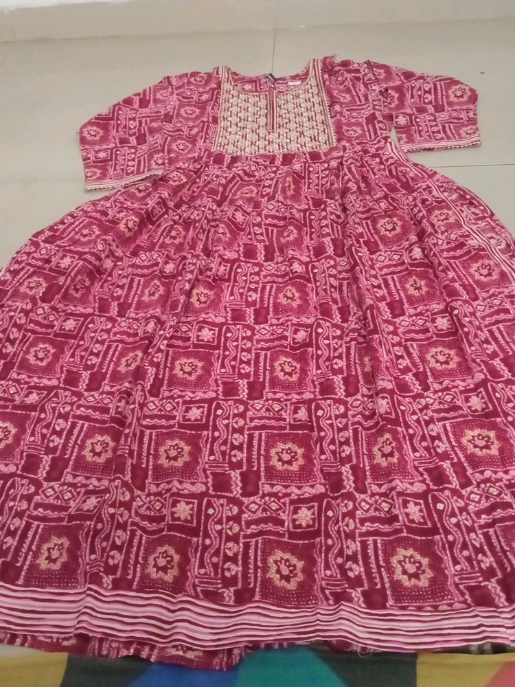 Nayra Cut Kurti set