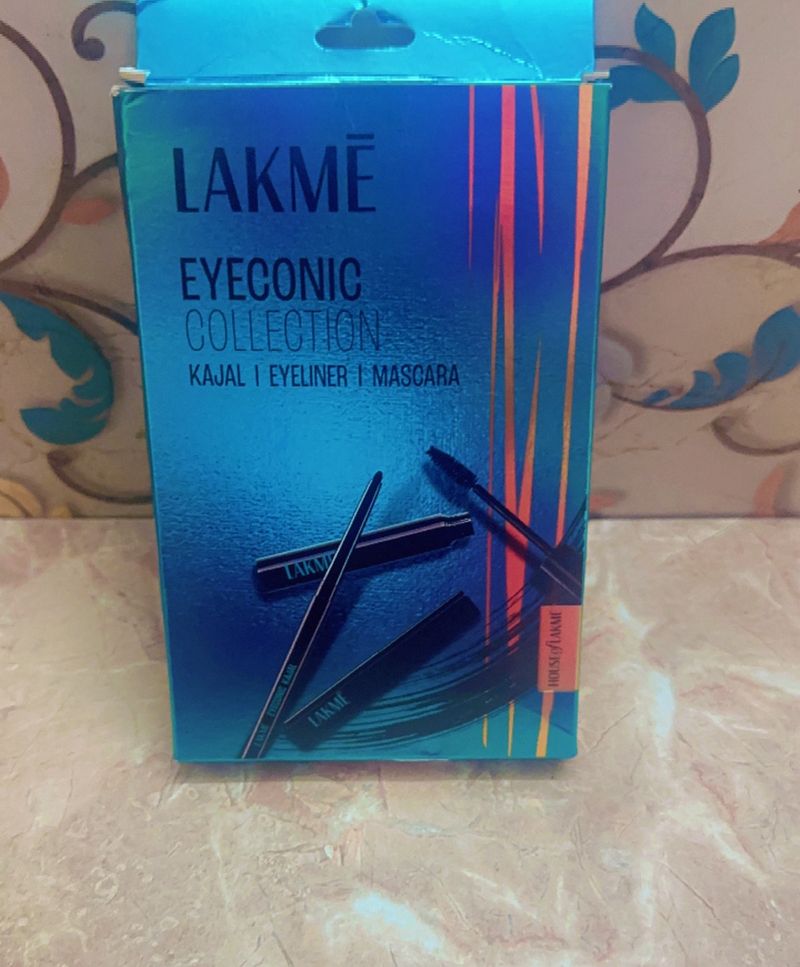 Lakme Eyeconic Collection