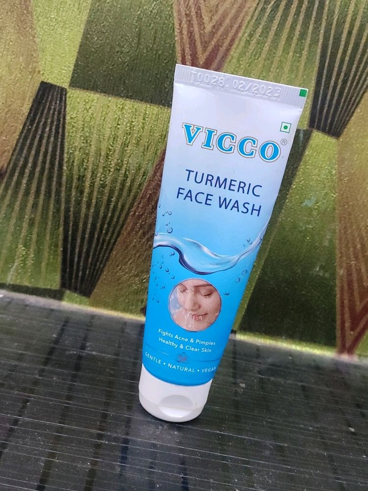 Vicco Turmeric Face Wash