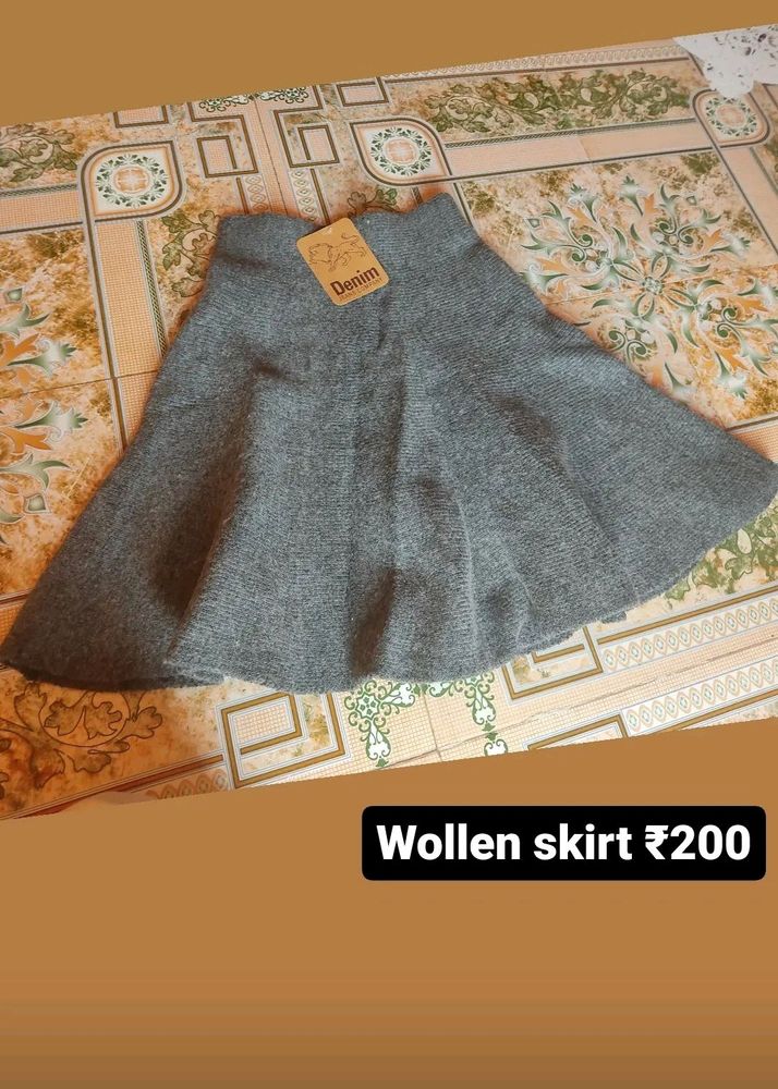 Grey Wollen Skirt