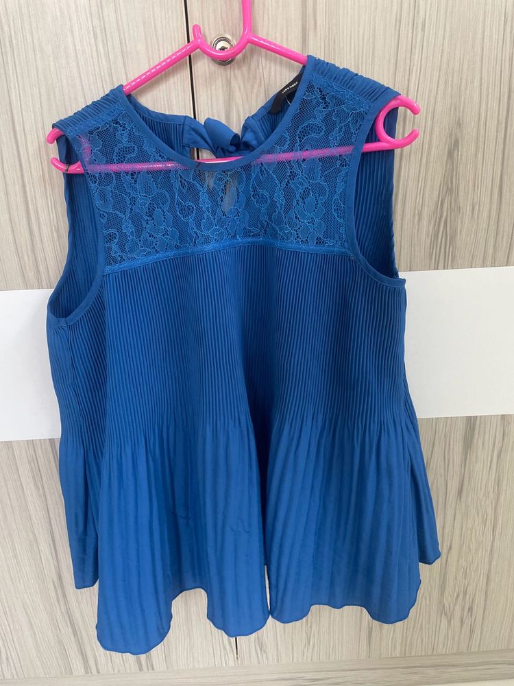 Vero Moda Gorgeous net blue Top With Lovely Back