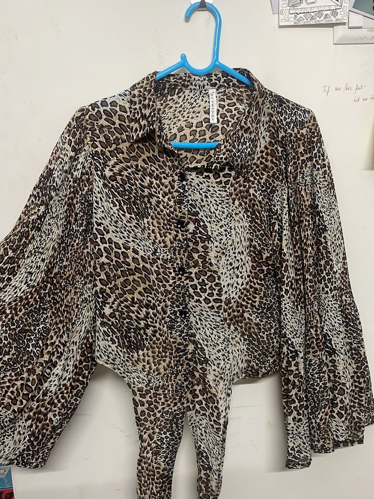 animal print blouson shirt