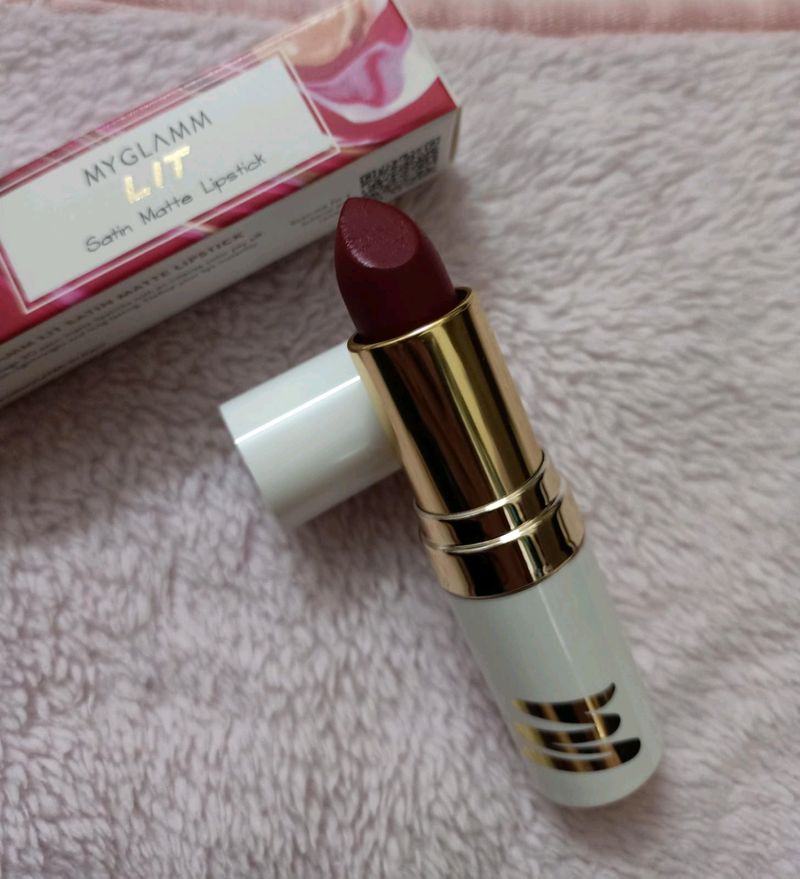 Myglamm Satin Matte