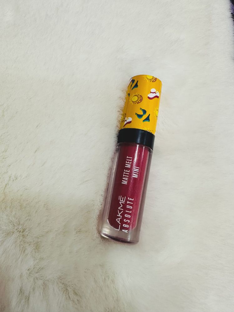 LAKME absolute matte lipstick & myglamm lipstic