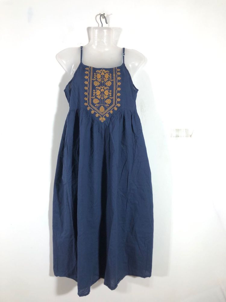 Navy Blue Emboridered Kurta (Women’s)