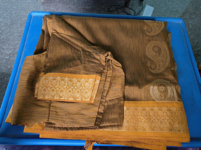 Softest Cotton Saree With Mustard Zari Border