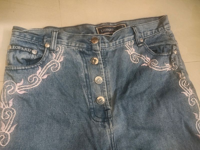 Women High Waist Button Jeans With Design