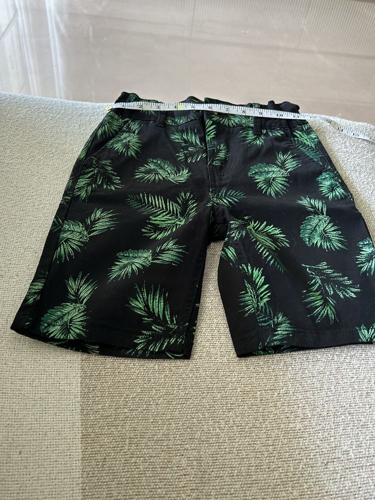 Boys Age 8-10 Shorts In A Very Good Condition.